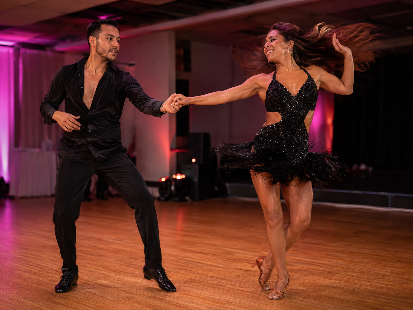 Salsa dancers